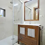 Galihost - Preciosa Casa Marinera En Carril *